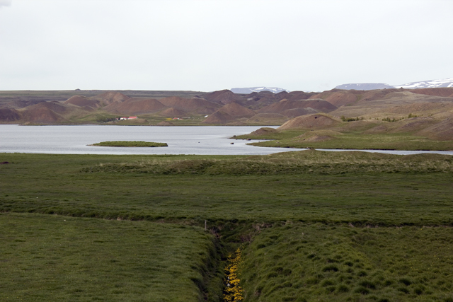 2011-07-01_09-43-06 island.jpg - Hgelandschaft bei Oxl (Hnavatnshreppur)